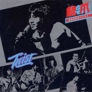 留守少妇半推半就偷人
